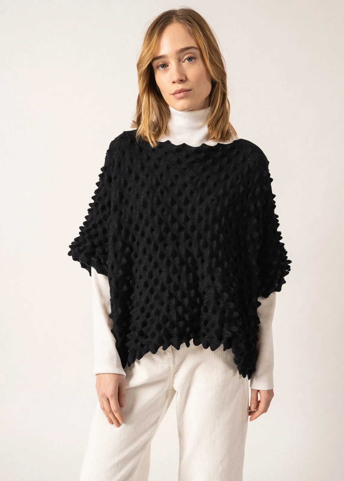 Saint James Scarves*Alvéole Honeycomb Effect Poncho Navy